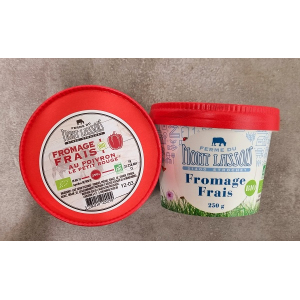 Fromage frais tomates, basilic, poivrons