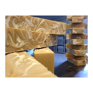 Savon lait de chèvre chevrefeuille