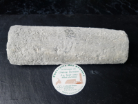 Bûche cendrée au lait cru