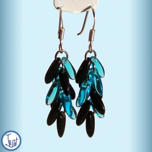 Boucles d'oreilles azur et corbeau, courtes en acier chirurgical
