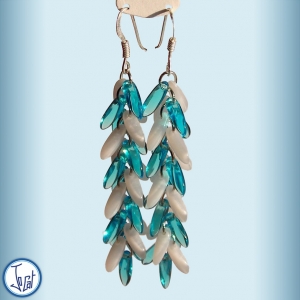 Boucles d'oreilles azur et neige, longues en acier chirurgical