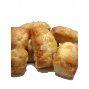 Mini madeleines aux écorces d'oranges confites