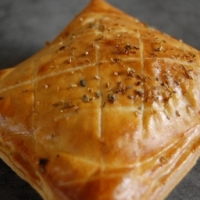 Feuilletés fromage de chèvre x2