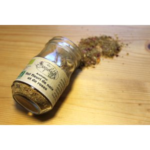 Sel fleuri de noix et de roses