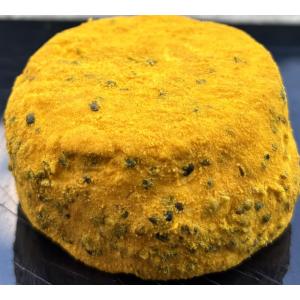 Crottin aromatisé au poivre vert et citron