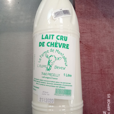 Lait cru de chèvre