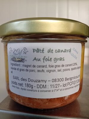 Terrine de pâté de canard au foie gras