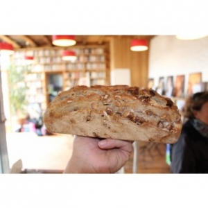 Pain spécial figue paysan ( cuit du jour )