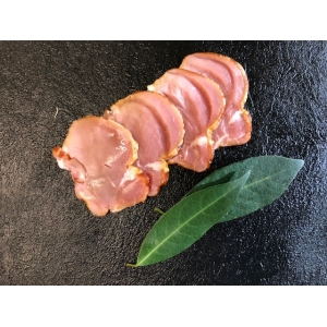 Filet mignon fumé en tranche