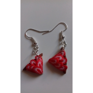 Boucle d oreille part de tarte aux fraises