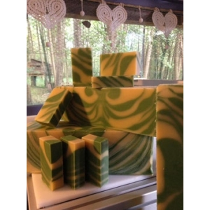 Savon lait de chèvre essence boisée