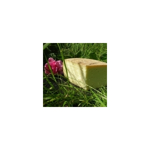 Tomme de brebis affinée, présure, sel.
