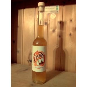 Liqueur d'églantine