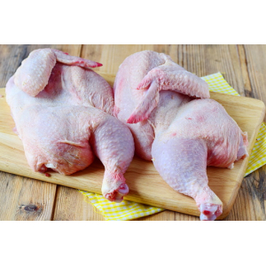 Poulet coupé en deux