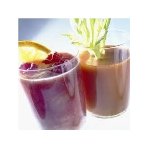 Jus de légumes et fruits frais (carottes, betteraves, pommes)