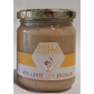 Miel et noisettes