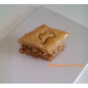Baklawas aux amandes la boîte de 10