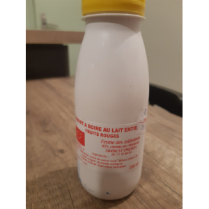 Yaourt à boire aux fruits rouges