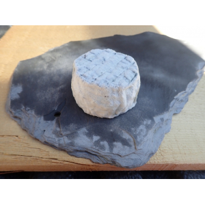 Crottin de chèvre demi sec cendré