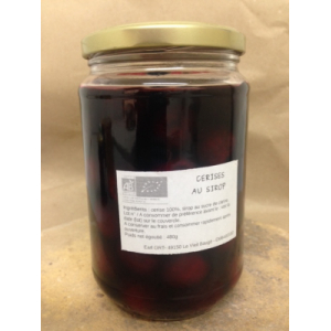 A table - cerises au sirop