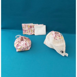 Lingettes démaquillantes avec filet