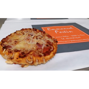 Pizza jambon et lardons  1 personne