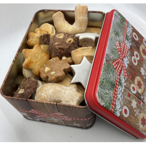 Boite en métal décorée et remplie