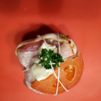 Roti de poulet farci camembert