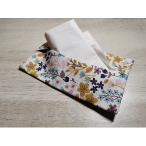 Pochette à mouchoirs écrue fleurs