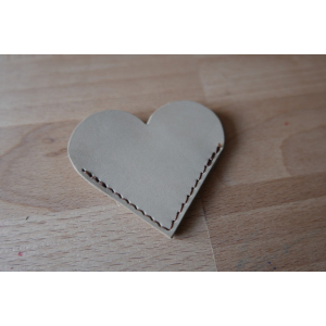 Marque page coeur beige