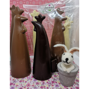 Paques poule longue lait garnie de fritures