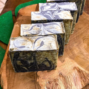 Savon menthe charbon