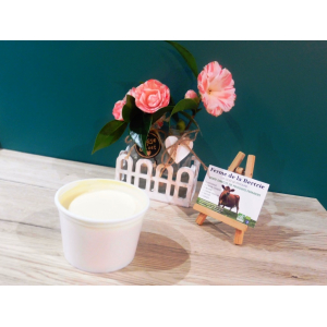 Crème crue fermière (crème fraîche)