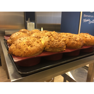 Pompe aux grattons chèvre romarin