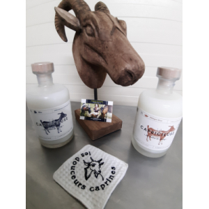Liqueur lait de chevre mure