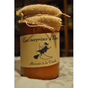 Préparation  de fruits abricots à la vanille