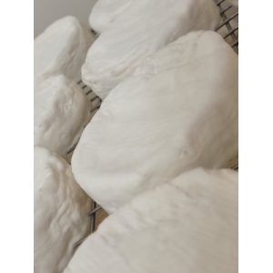 Camembert fermier au lait cru jeune