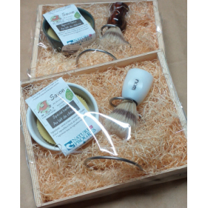 Coffret savon à barbe, bol et blaireau