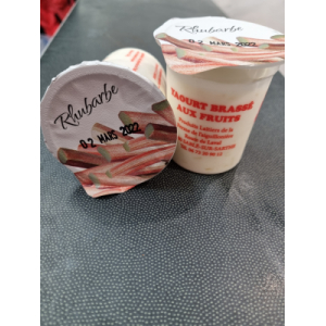 Yaourt à l'unité brassé à la rhubarbe