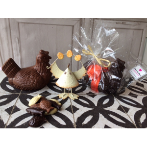 Pâques poule  noire