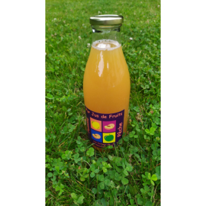 Jus de pommes pêche