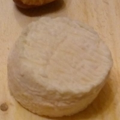 Mi-sec : deux crottins de chèvre, bio