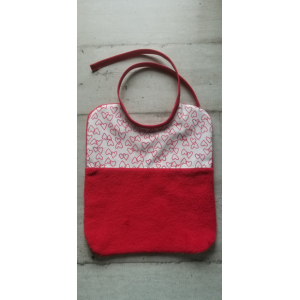 Bavoir rectangle rouge/coeurs
