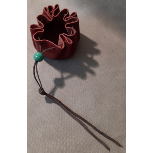 Bourse en cuir-rouge bordeaux