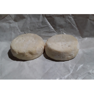 2 pavés demi secs de vache au lait cru