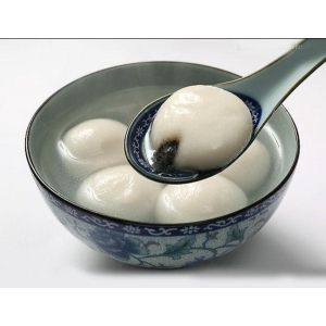 Boulette de riz gluant au sésame noir