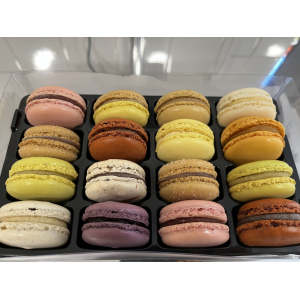 Assortiment 16 macarons