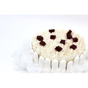 Vacherin vanille fraise 8/10 parts