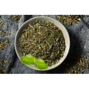 Herbes de provence au fenouil en pot à épice