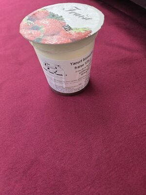 Yaourt étuvé bi-couche fraise